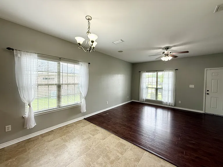 13627 Catahoula Dr S — Photo 7
