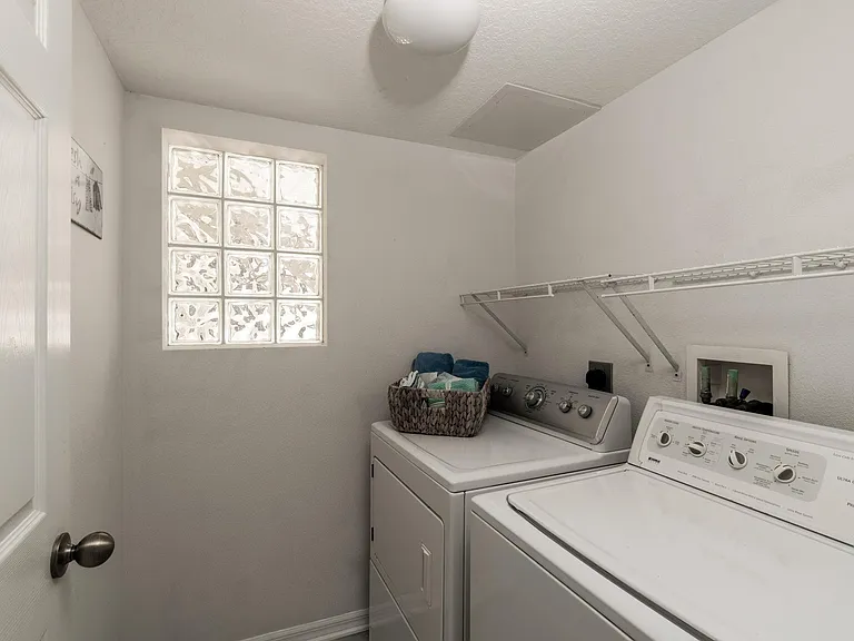 Full-size laundry