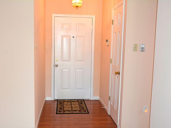 3rd image of 103 Hamby Ln