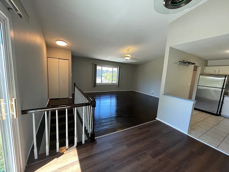 495 Harrison Ct — Photo 3