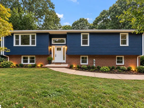 106 Keene Dr, Travelers Rest, SC 29690