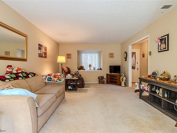 5th image of 8228 Deepwood Blvd Unit 10-8