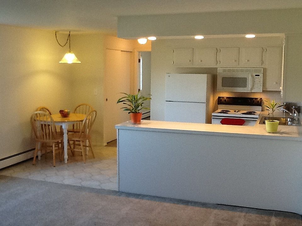 1st image of 2217 Tower Blvd APT 910