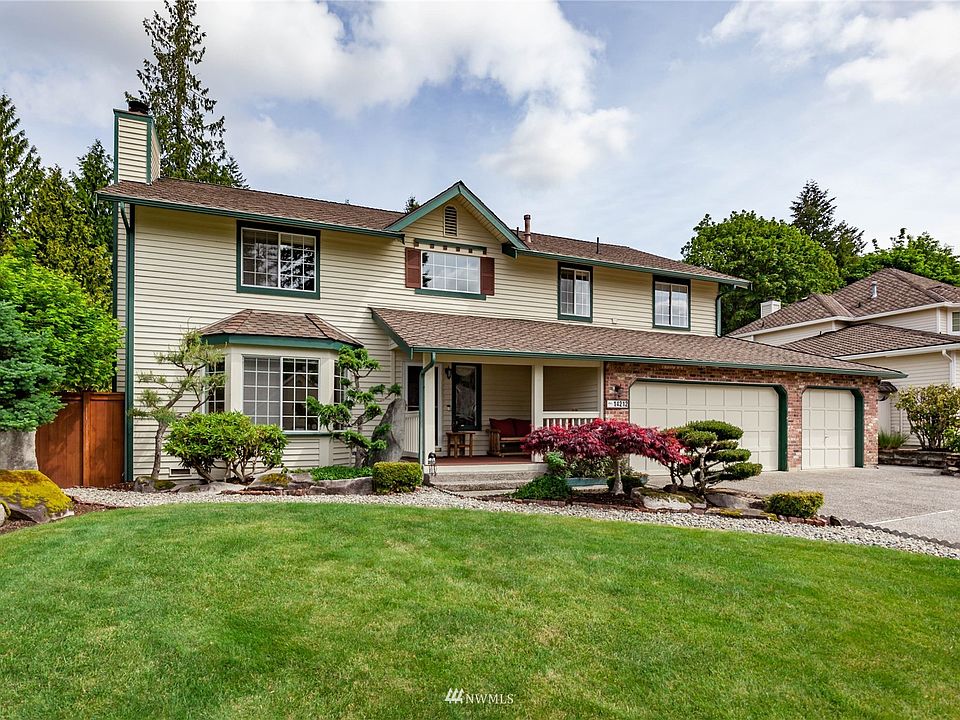 Welcome home to the amazing Fairwood Firs community!>