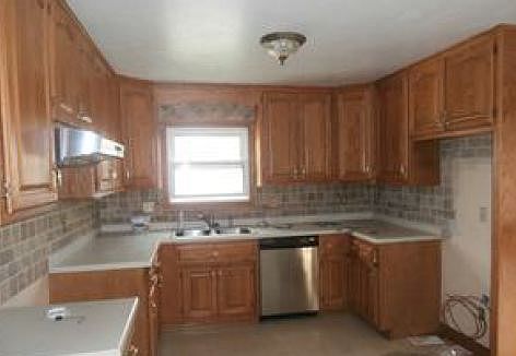 2nd image of 1135 Drews Dr
