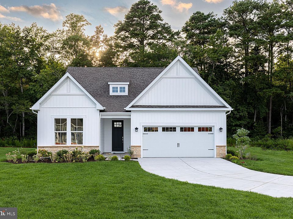 1st image of 23055 Golden Oak Dr