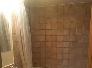 1128 W Addison St, Chicago, IL 60613