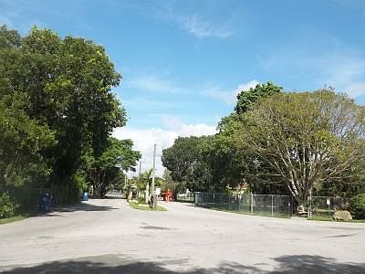 4th image of 19800 SW 180th Ave Lot 601