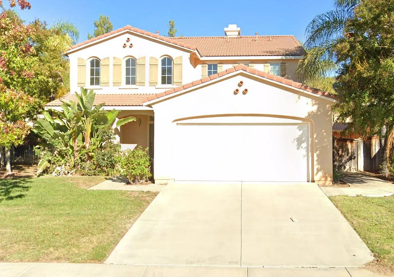 Four Bedroom Three Bathroom Home in Murrieta! — Photo 1