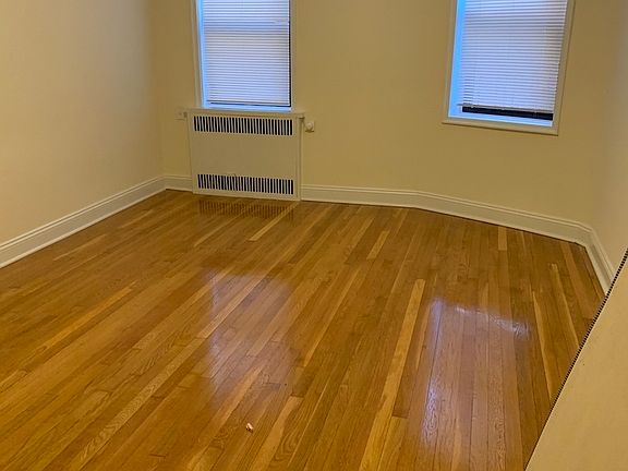 4th image of 36-36 167th St #5E