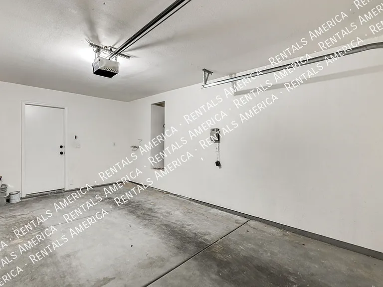 8144 Autumn Star Ave — Photo 15