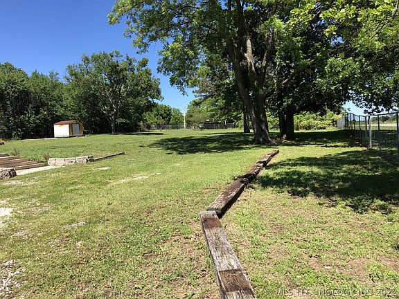 2nd image of 9978 Old Highway 75