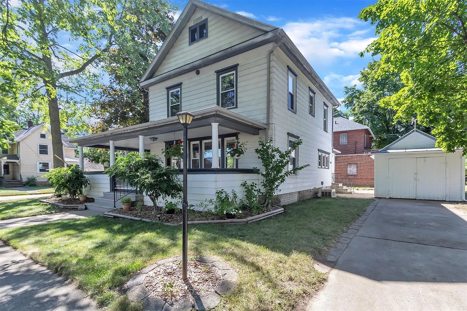 205 Church St photo 1