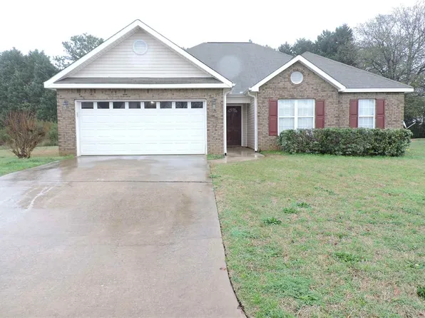 203 Myles Ln, Bonaire, GA 31005