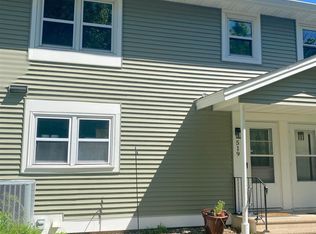 519 Selfridge Dr, Duluth, MN 55811