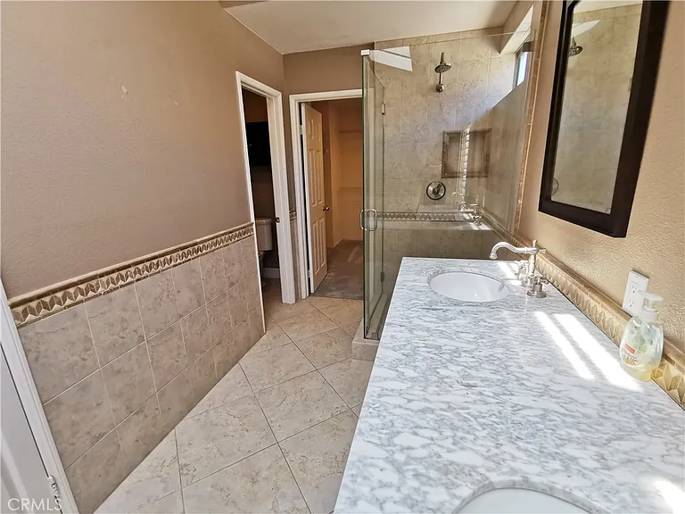 11539 Lancaster Way — Photo 17