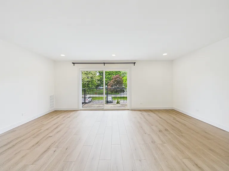 4525 Blackhawk Ln #202 — Photo 4