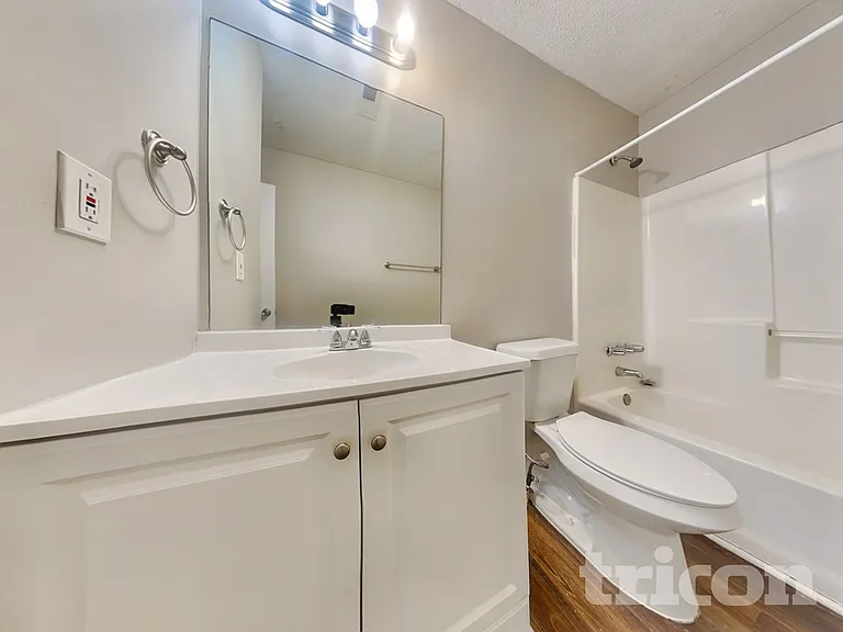 6260 Phillips Lake Way — Photo 24