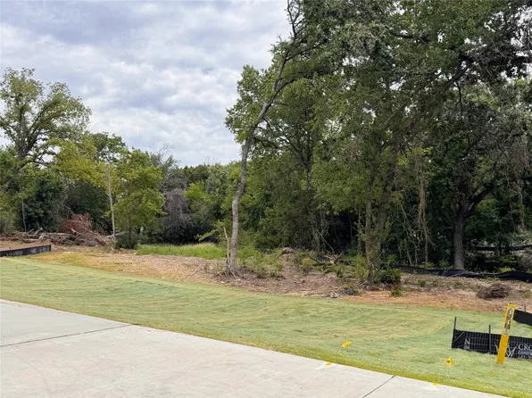 13 Sunset Ln, Fort Worth, TX 76108