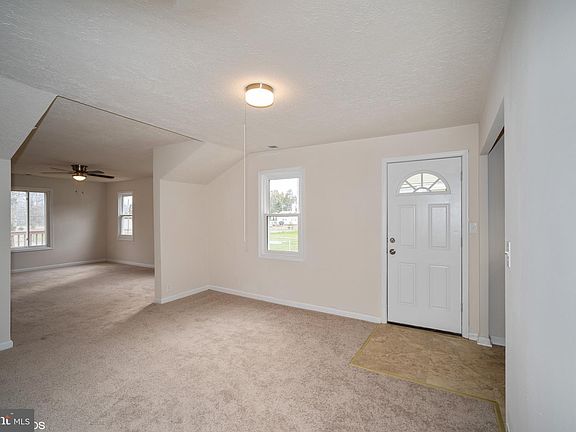 2nd image of 35 Fairmont Pl
