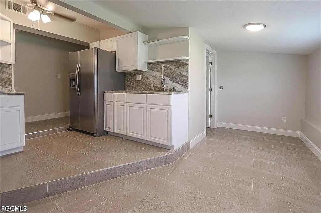 1 bed, 1.0 bath, 742 sqft, $1,350 — Photo 4