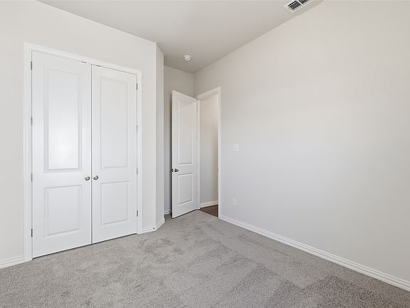 3rd image of 1423 Odette Dr