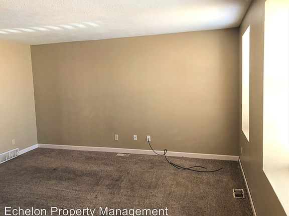 3rd image of 113 Pottawatomie St APT C