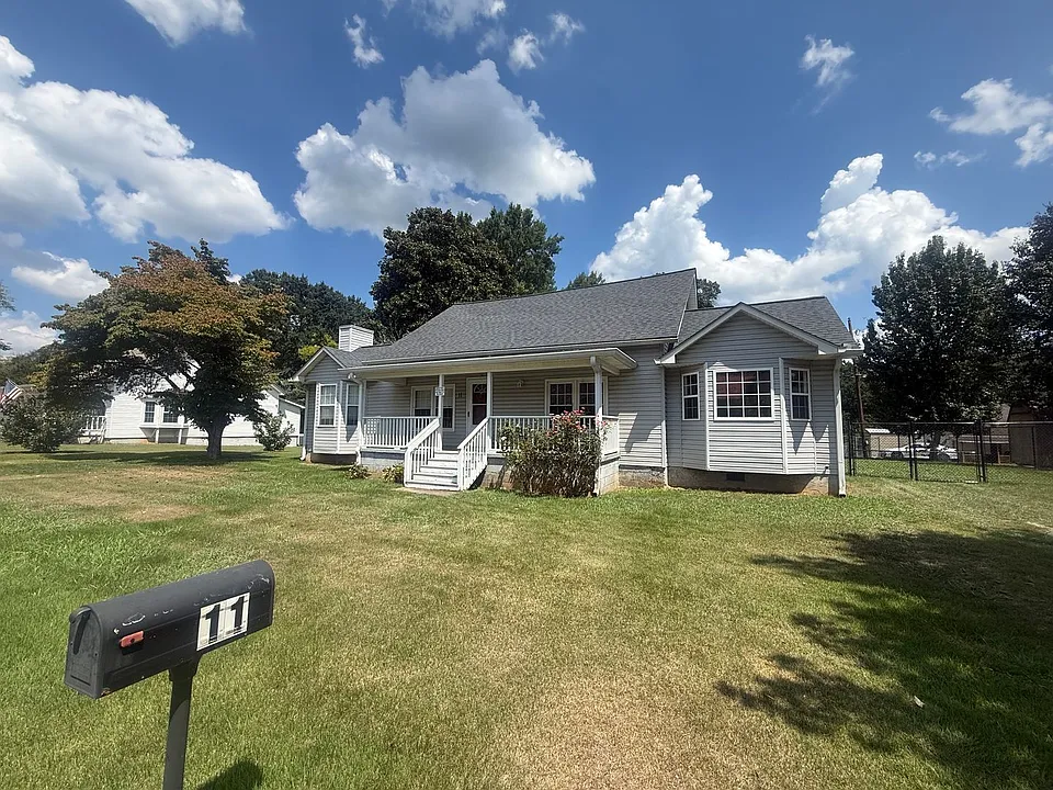 11 Magnolia St
