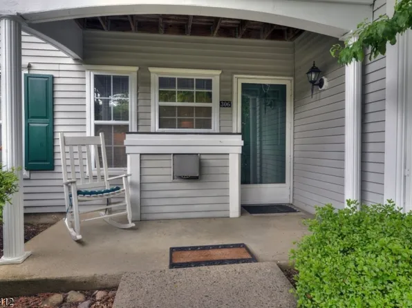 306 Chatfield Dr, Pequannock Twp., NJ 07444