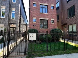 641 E 50th St #1, Chicago, IL 60615