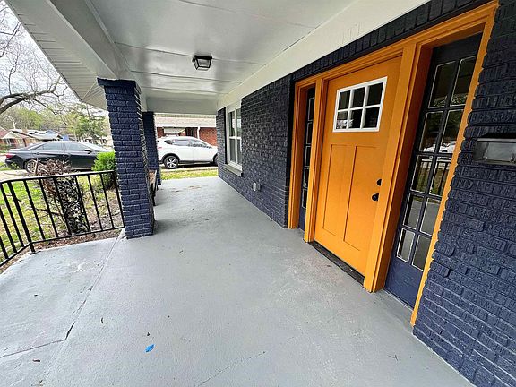 2nd image of 721 Inez St