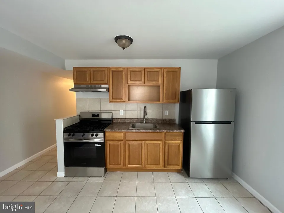 531 E Brinton St #2