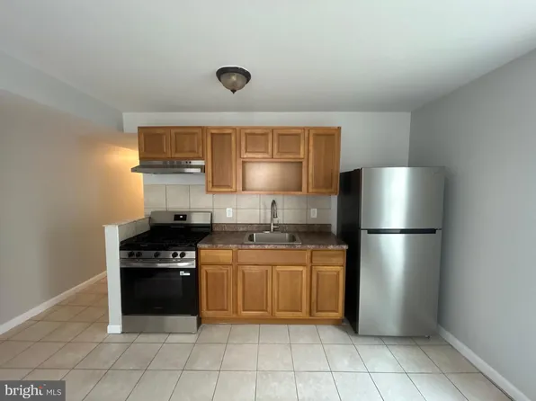 531 E Brinton St Floor 2, Philadelphia, PA 19144