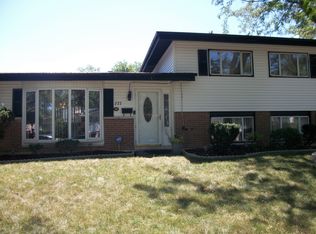 227 Berry St, Park Forest, IL