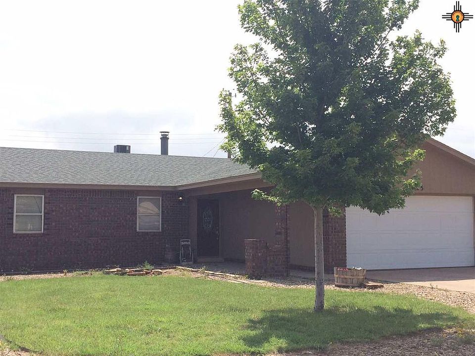 1st image of 525 Merrill Dr
