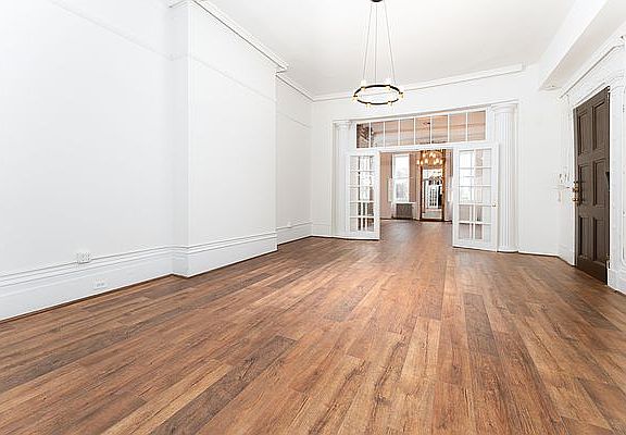 3rd image of 104 E 17th St #1