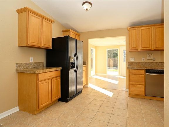 4th image of 7217 Emily Dr