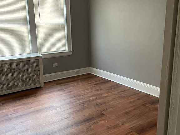 2nd image of 27 Brookwood St Floor 1
