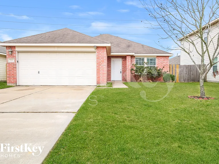 7919 Raven Creek Ln — Photo 1