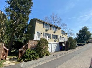 12 Camelot Dr APT E1, Norwalk, CT 06850