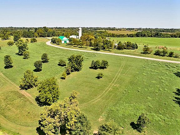 3rd image of Ford Acres Farm Rd #4