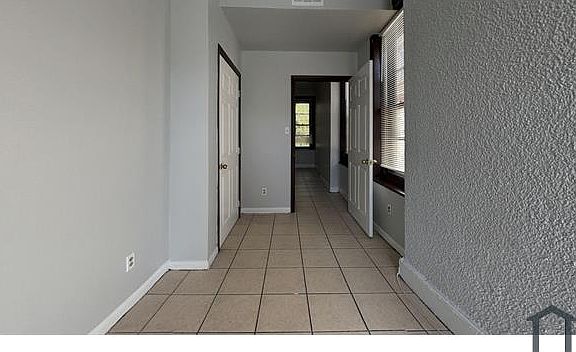 4th image of 363 E Chelten Ave APT 2