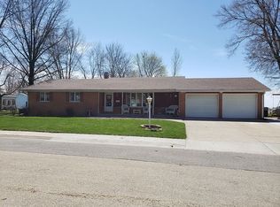 615 Esta Dr, Prophetstown, IL 61277