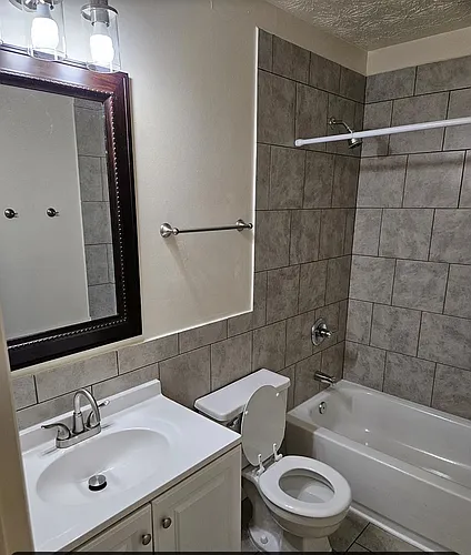 120 Ridgeview Ct #122 Photo 1