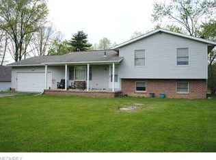 3166 County Line Tpke, West Farmington, OH 44491