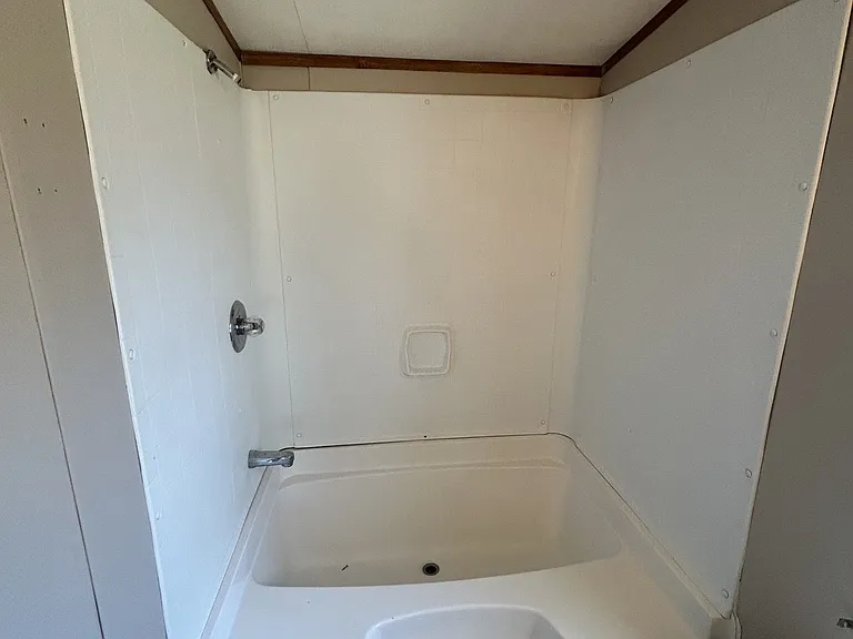 191 Zackary St — Photo 13