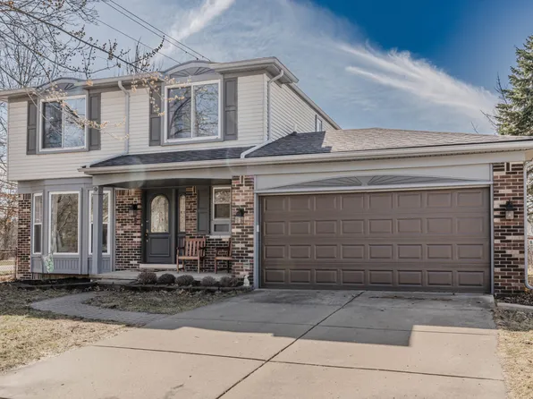 1084 Kings Ct, Canton, MI 48188
