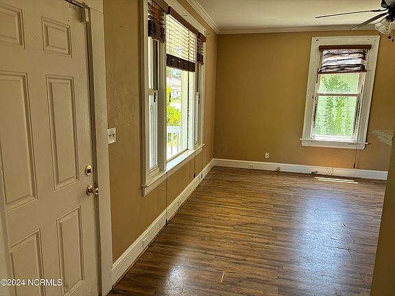 2nd image of 1348 S Franklin Street
