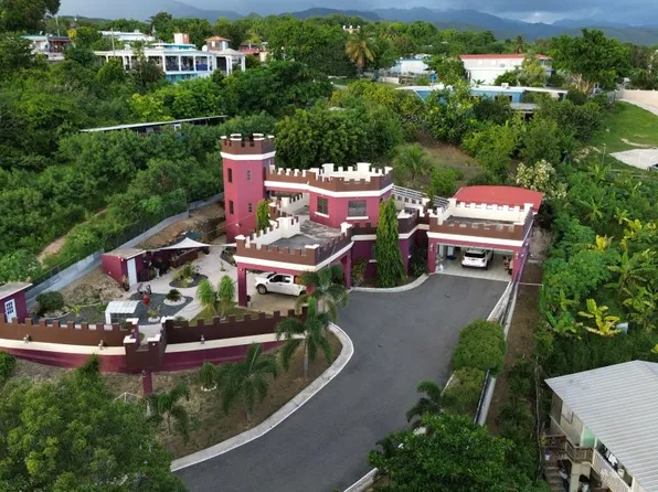 Bo Magas Arriba Carr 383 Km .5 Solar #17, Guayanilla, PR 00656