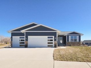 700 Pace Ct, North Liberty, IA 52317